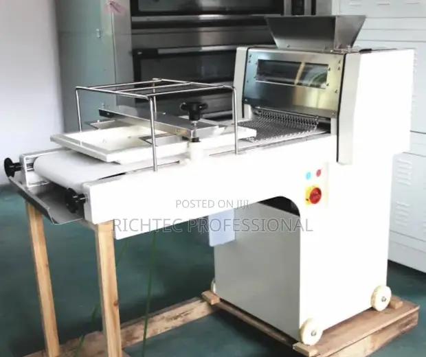 Tashar Yin Dough na Toast da Baguette ta Atomatik don Kasuwanci - 1