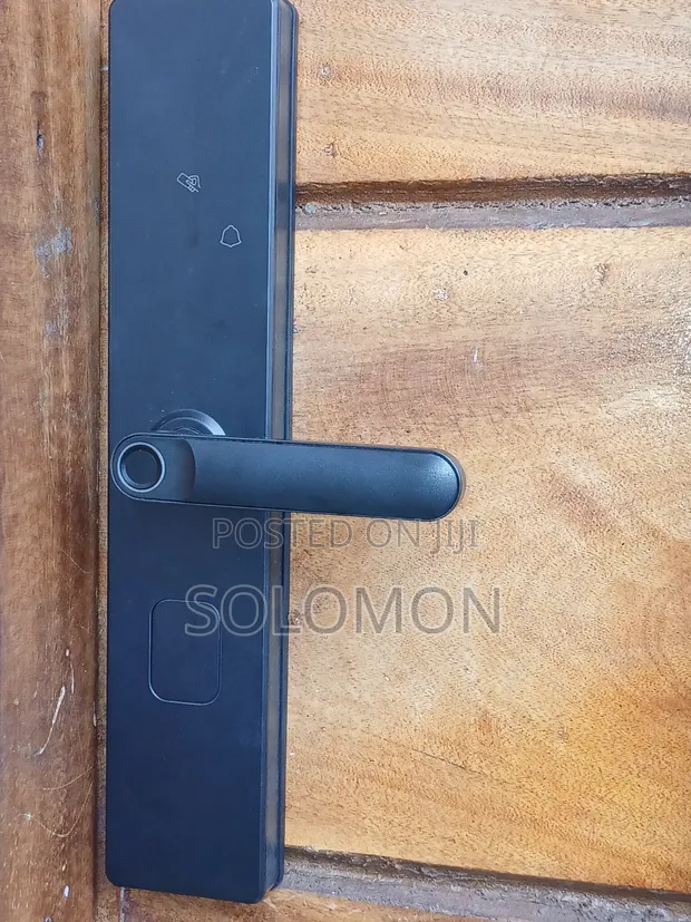 Zendric Smart Door Lock tare da Fingerprint, PIN, Card Access - 1
