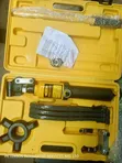 5 Ton Hydraulic Puller/Extractor - 1