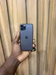 Apple iPhone 11 Pro 64GB Black - 1