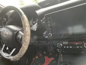 2023 Toyota Hilux Adventure V6