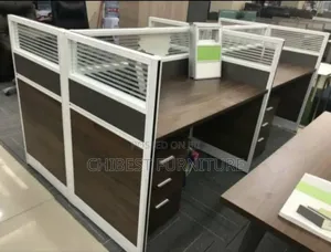 Standard 4-Kursi Workstation
