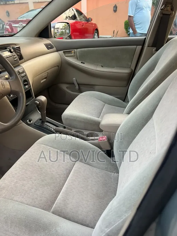 2004 Toyota Corolla LE - Gray - 1
