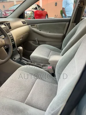 2004 Toyota Corolla LE - Gray