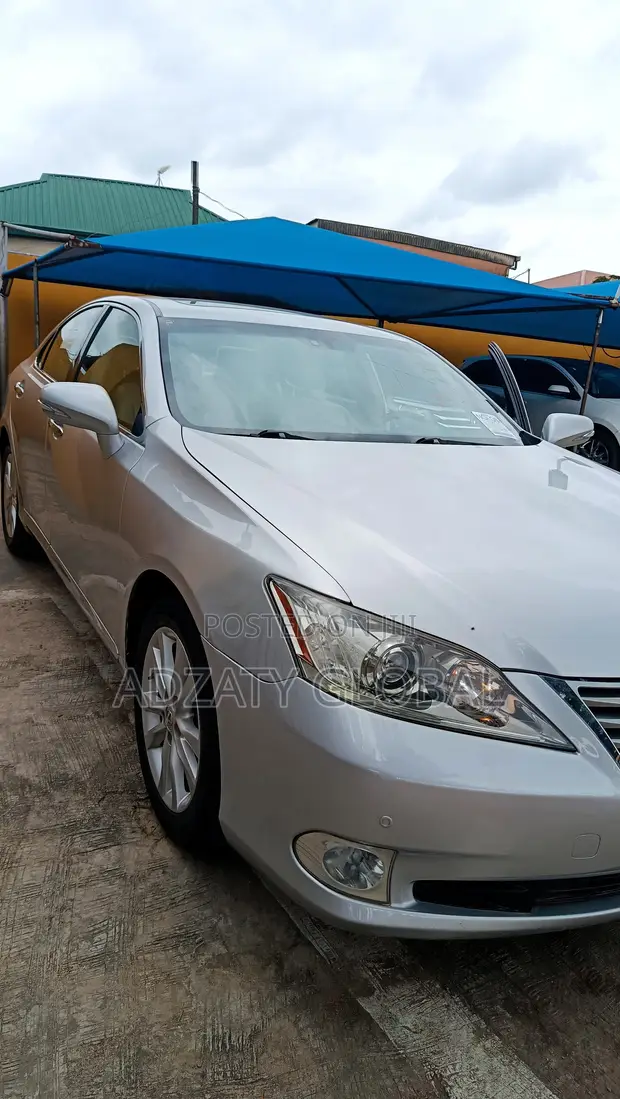 Lexus ES 350 2012 Silver - 1