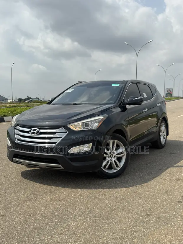 Hyundai Santa Fe 2014 Black - Foreign Used - 1