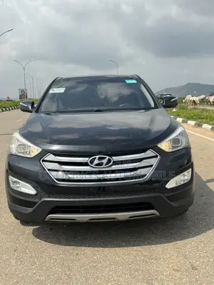Hyundai Santa Fe 2014 Black - Foreign Used