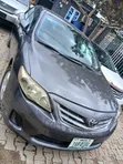 Toyota Corolla 2012 Grey - 2