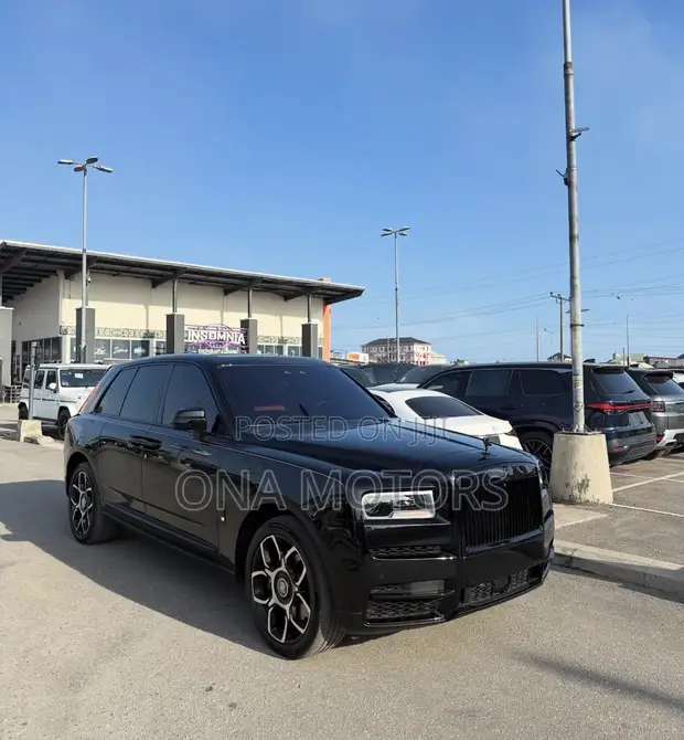 2023 Rolls-Royce Cullinan Black Badge Sport Utility - 1