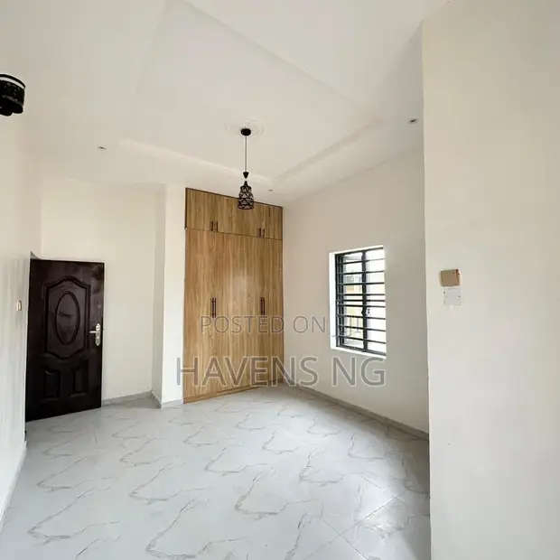 4 Bedroom Terrace Duplex Don Sayarwa a Akobo, Ibadan - 1
