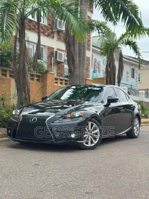 Lexus IS300 2017 Black - Direct Belgium