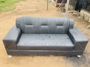3-Seater Chair na Fata - An Yi Amfani Da Shi