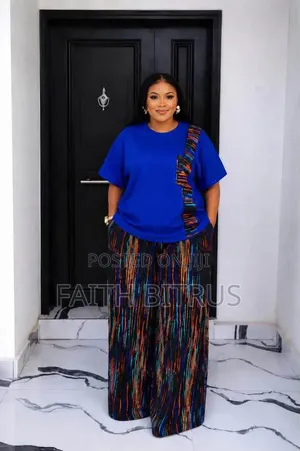 Zeezeefitlab Trending Wide-Leg Jeans & Tops