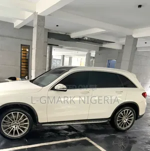 Mercedes-Benz GLC 300 2021