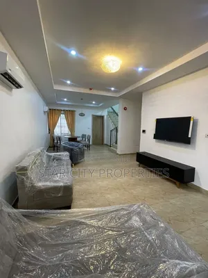 4 Bedroom Townhouse/Terrace don haya a Ikeja GRA, Lagos
