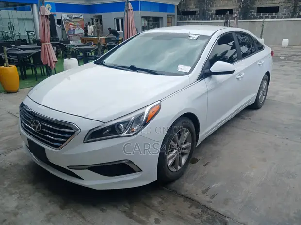 Hyundai Sonata 2016 White - 1
