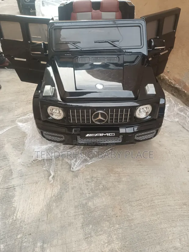 Mercedes-Benz G Wagon 12V Ride-On Toy - 1