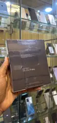 Sabuwar Samsung Galaxy Z Fold4 256GB Zinariya - 2
