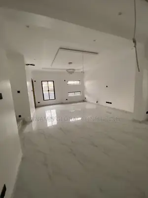 Furnished 5-Bedroom Duplex a Omole Phase 1 Don siyawa
