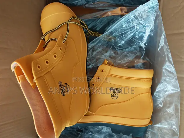 Super Steel Short Safety Rain Boot - 1