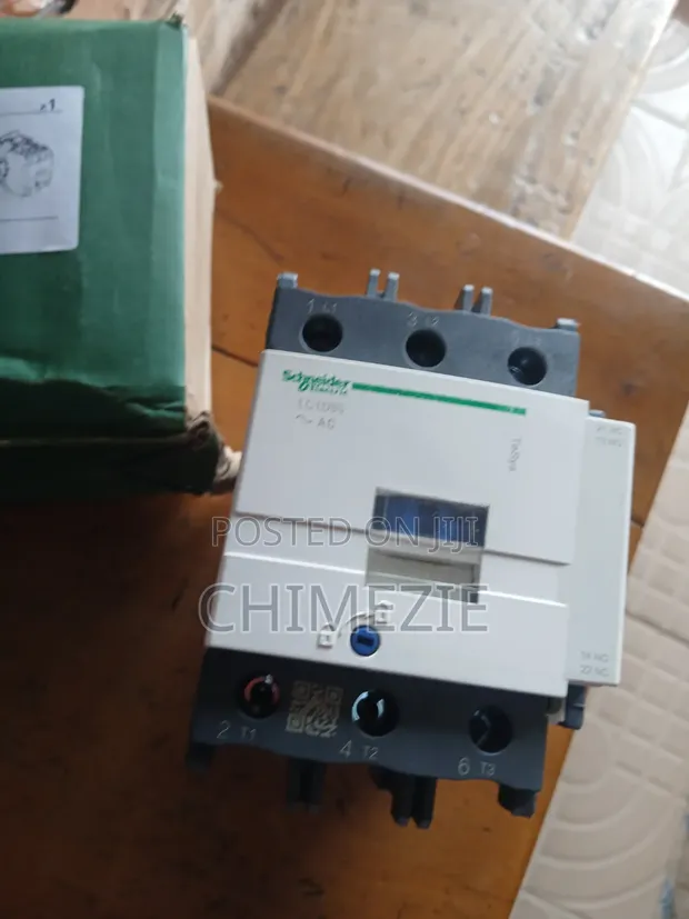 Schneider Electric 125A 3-Pole Contactor - 1