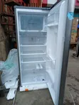 LG 199L Single-Door Refrigerator | GN-Y331SLBB / GN-Y331SLSR - 1