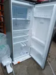 LG 199L Single-Door Refrigerator | GN-Y331SLBB / GN-Y331SLSR - 3