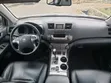 Toyota Highlander 2012 Silver - 4