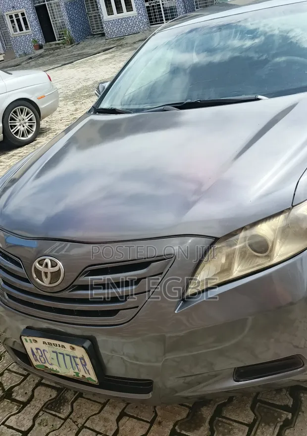 Toyota Camry 2008 Gray - 1