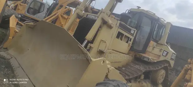 Caterpillar Dozer D8R - 1