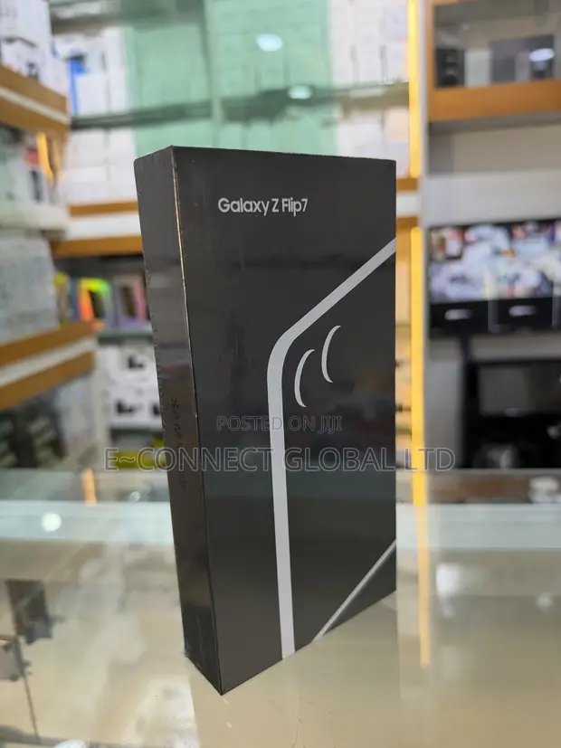 Sabuwar Samsung Galaxy Z Flip7 256GB Grey - 1