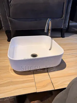 Sweethome Ceramic Pedicure Bowl / Wash Hand Basin