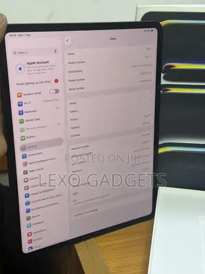 New Apple iPad Pro 13" (2025) 256GB Gray