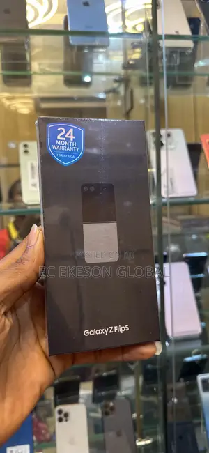 New Samsung Galaxy Z Flip 5 256GB Pink