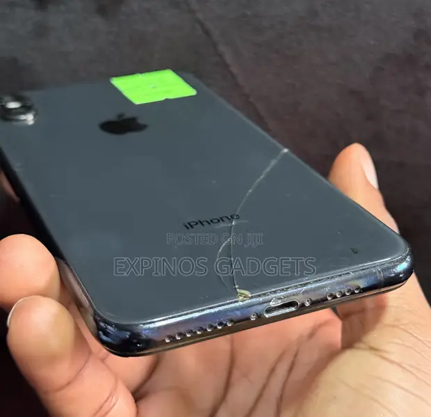 Apple iPhone XS Max 64GB Black (Used) - 1