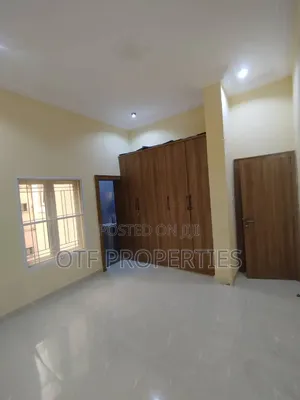 3 Bedroom Block of Flats don haya a Jahi