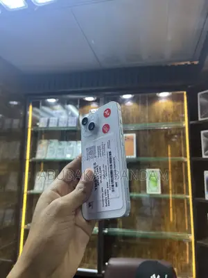 Apple iPhone 15 128GB White
