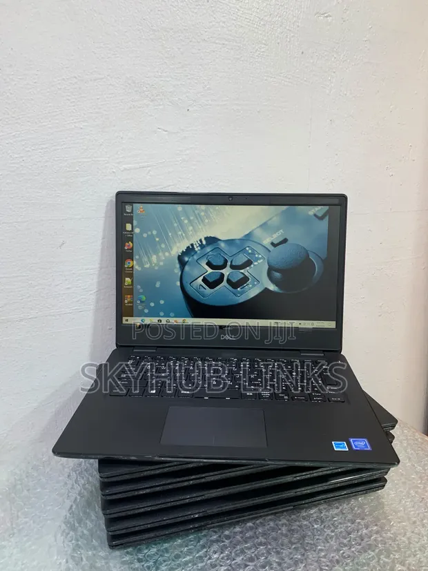 Dell Wyse 5470 Laptop 8GB RAM 128GB SSD - 1
