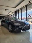 Lexus ES 350 Luxury FWD 2019 Baƙi - 2