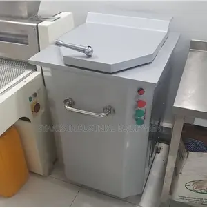 Stanis Kitchen Equipment: Hydraulic Dough Divider