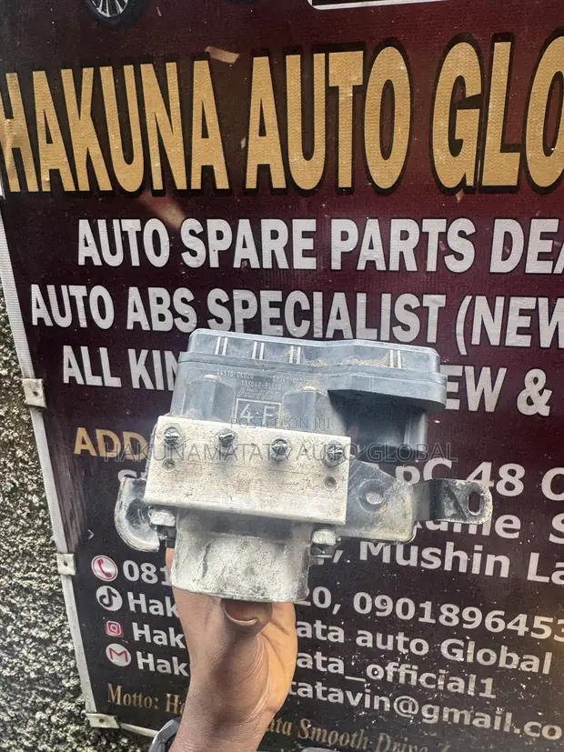 Toyota Hilux Revo 2018 ABS Actuator Pump & Module - 1