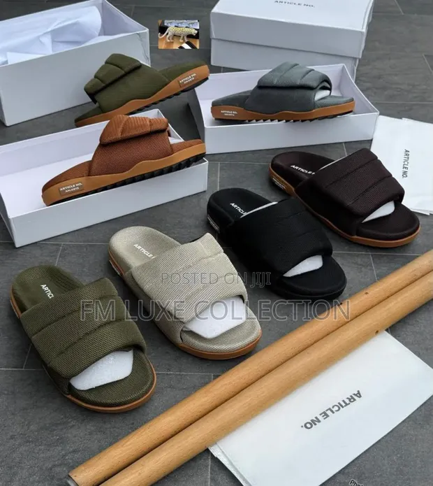 UGG Unisex Slide Sandals - Brand New - 1