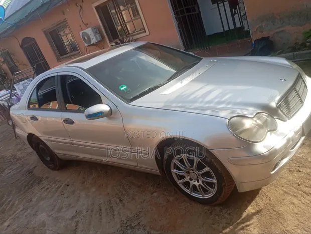 Mercedes-Benz C180 2007 Silver - 1