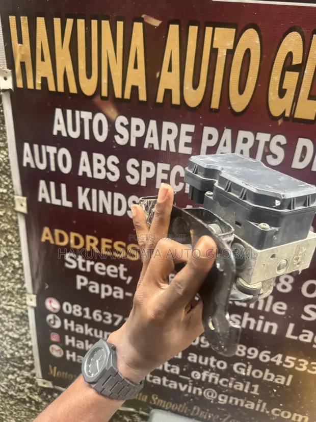 Toyota Hilux Revo 2018 ABS Pump Original - 1