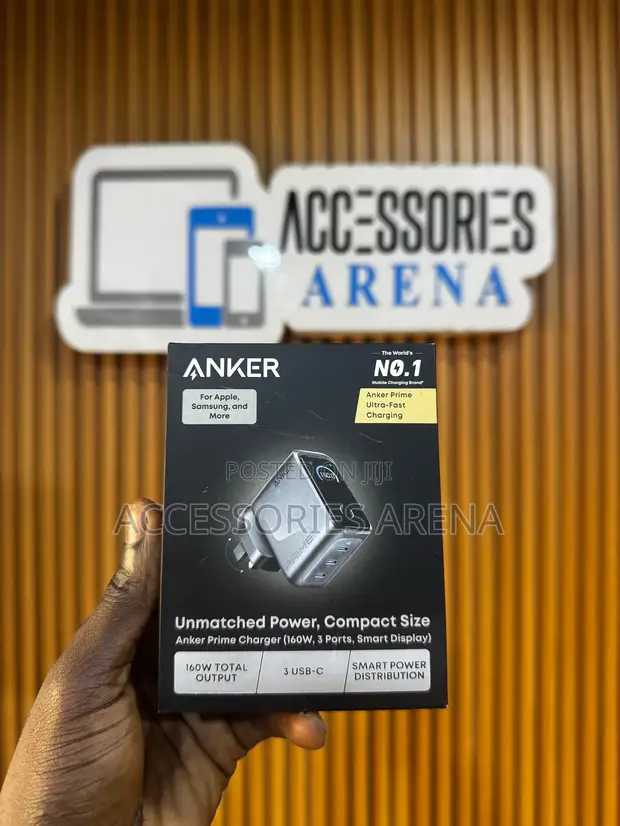 Anker Prime 160W GaN Charger with Smart Display - 1