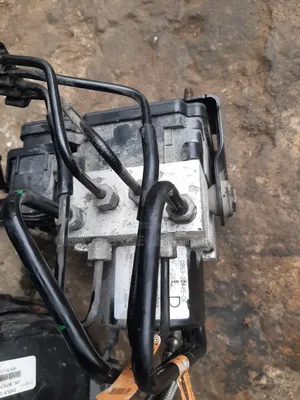 ABS Module na Ford Explorer (2012-2014)