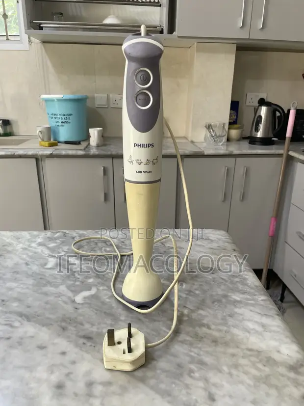 Philips Hand Blender (600W) - 1
