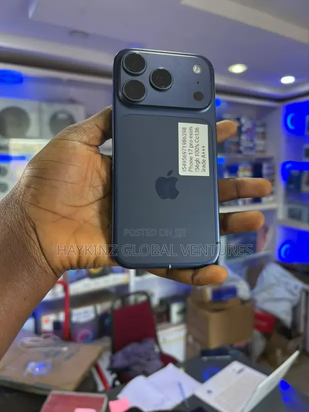 Apple iPhone 17 Pro 256GB Blue (UK Used) - 1
