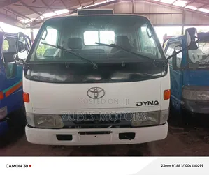 Toyota Dyna 150 Jirgin Mai Na Petrol