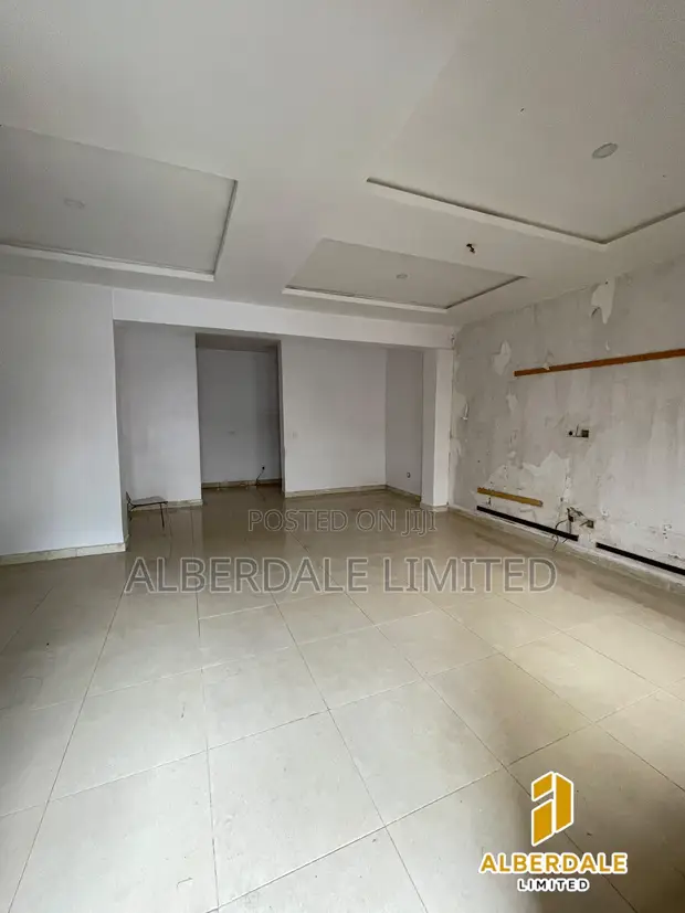 2 Bedroom Block of Flats for Rent in Chevron - 1